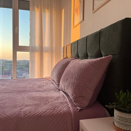 Comfy Nest Apartment- Free Parking Tirana Exterior foto